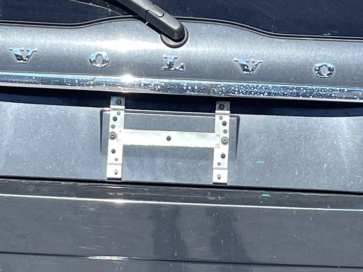 2010-volvo-xc90-image-35