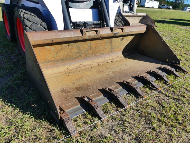 2017-bobcat-s550-image-12