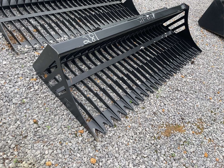 greatbear-84-inch-rock-bucket-image-4