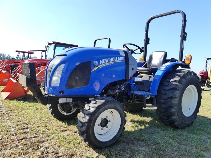 2016-new-holland-workmaster-37-image-2