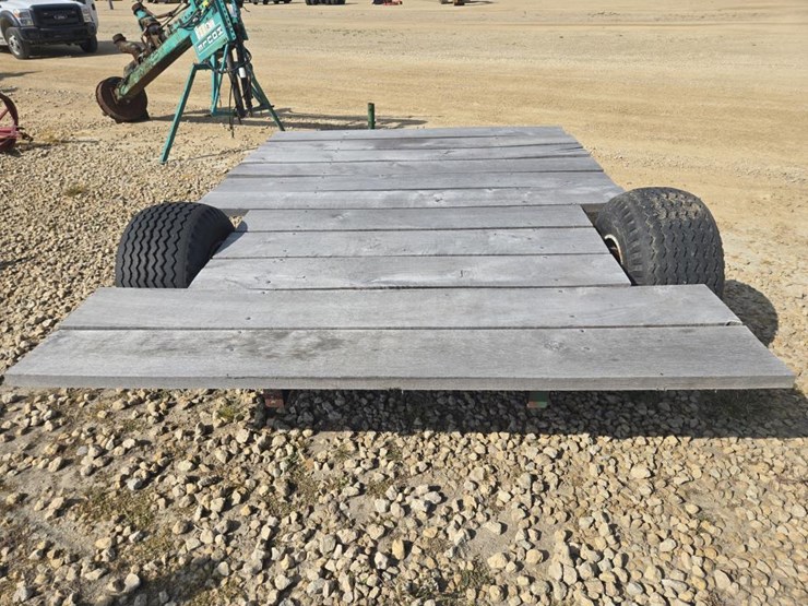 #5855-•-8'-x-11'-farm-trailer-image-5