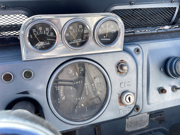 1965-nissan-patrol-image-18