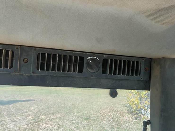 1989-case-ih-7140-image-23