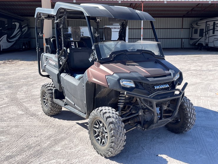 2021-honda-pioneer-700-image-3