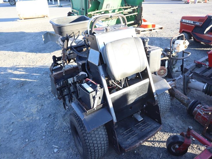 z-spray-stand-on-aerator-image-6