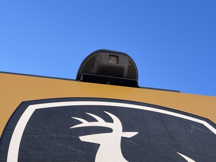 2019-deere-670g-lc-image-26