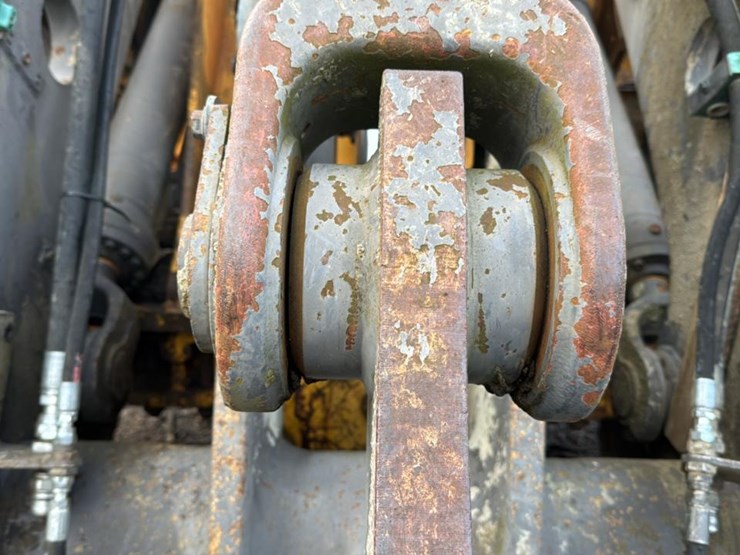 2005-volvo-l90e-image-15