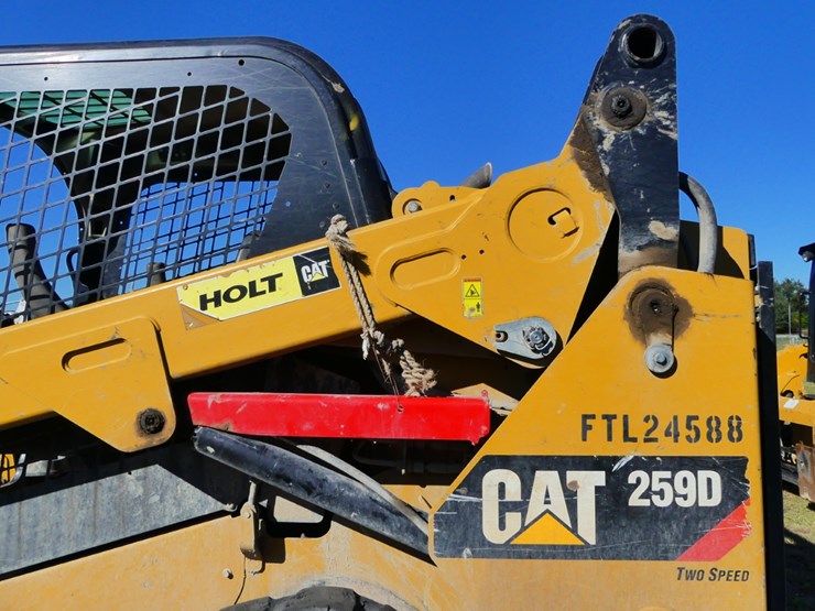2019-caterpillar-259d-image-8