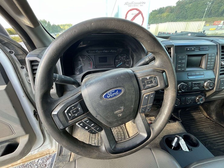 2017-ford-f550-xl-image-69