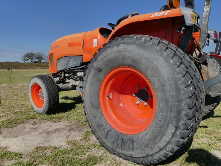 2017-kubota-l4701-image-7