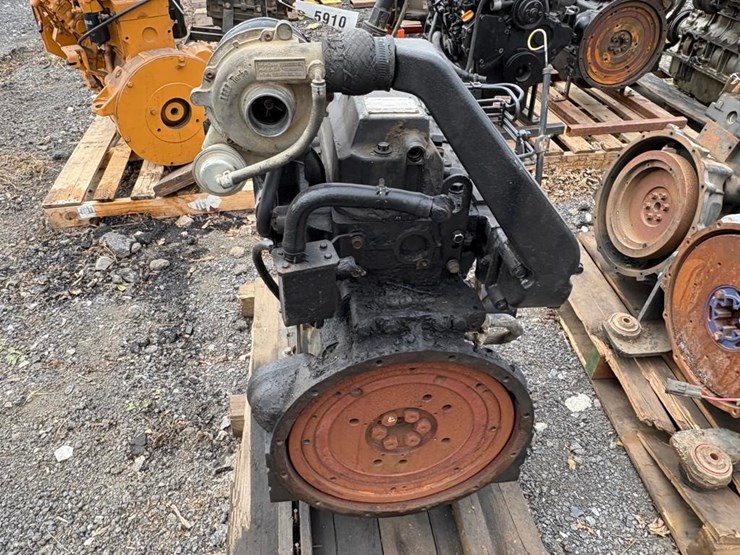 takeuchi-tl240-image-3