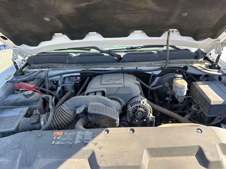 2013-chevrolet-silverado-1500-image-8