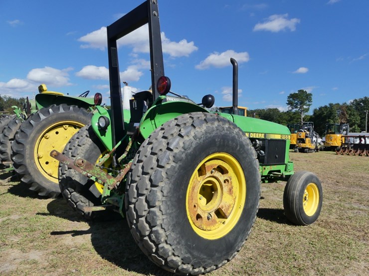 john-deere-2155-image-4