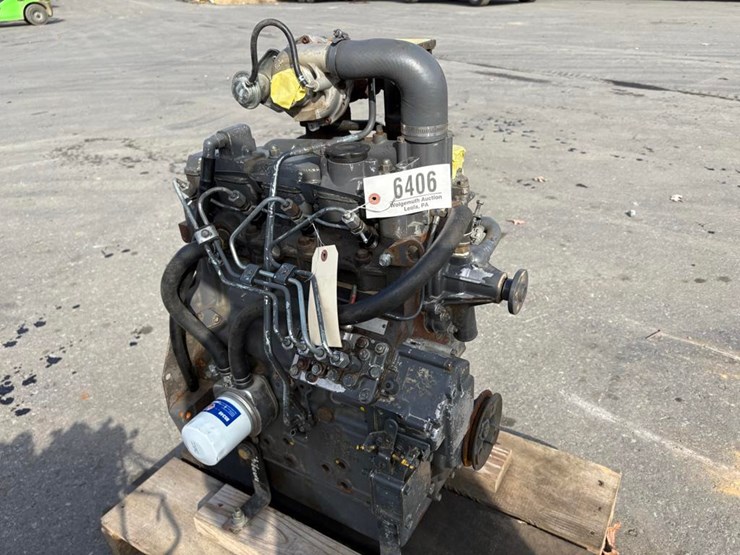 new-holland-l175-image-1