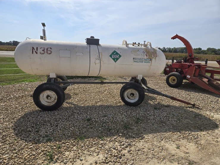 #5839-•-tank-on-running-gear-image-10