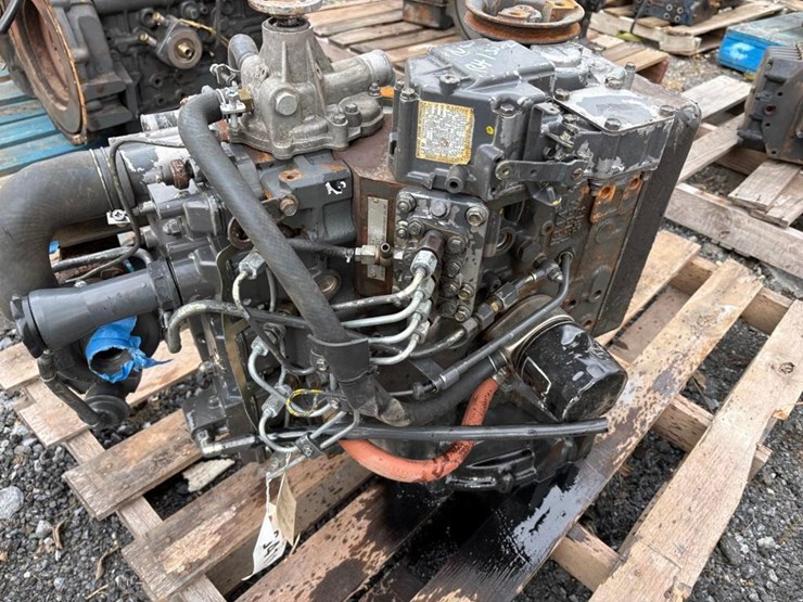 new-holland-ls170-image-2