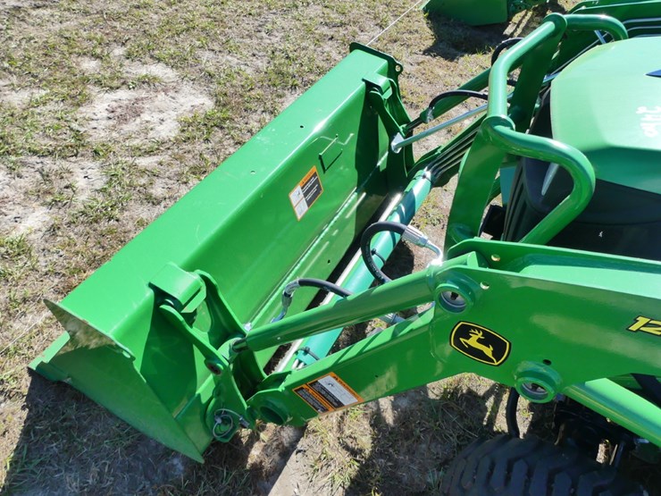 2022-john-deere-1025r-image-10