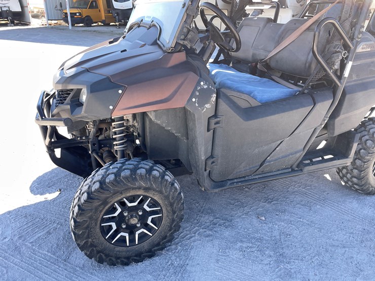 2021-honda-pioneer-700-image-10
