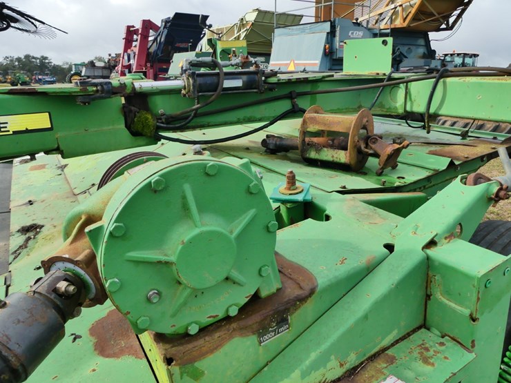 2009-john-deere-630-image-8