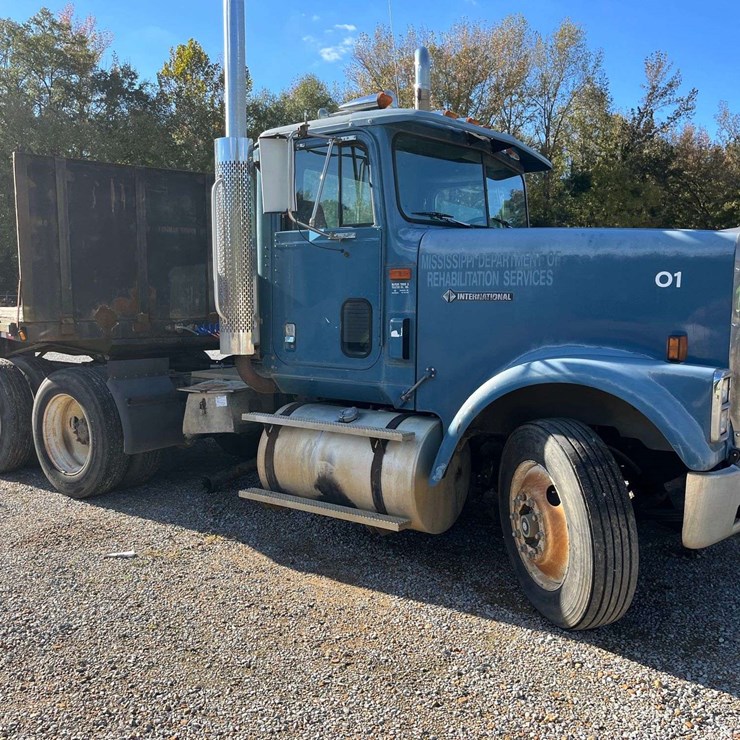 1995 INTERNATIONAL F9370