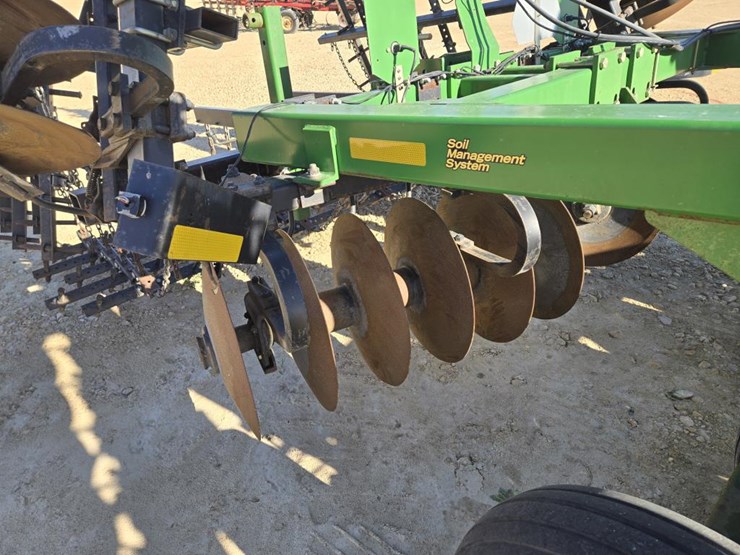 john-deere-637-image-22