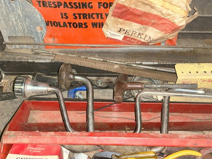 #756-•-gray-toolbox-and-contents-image-7