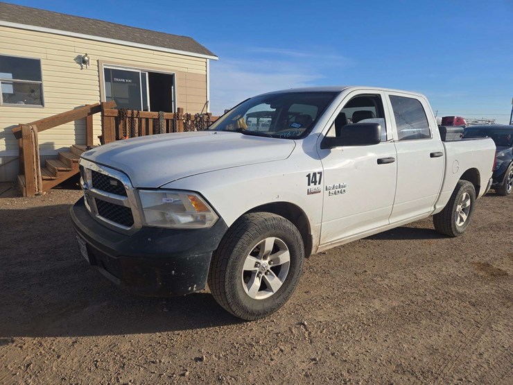 2015-ram-1500-tradesman-image-1