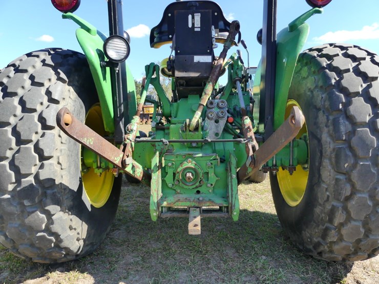john-deere-2155-image-5