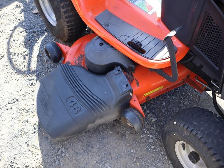 husqvarna-yth25k48-riding-mower-image-15