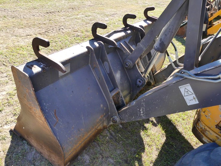 volvo-bl70b-image-12