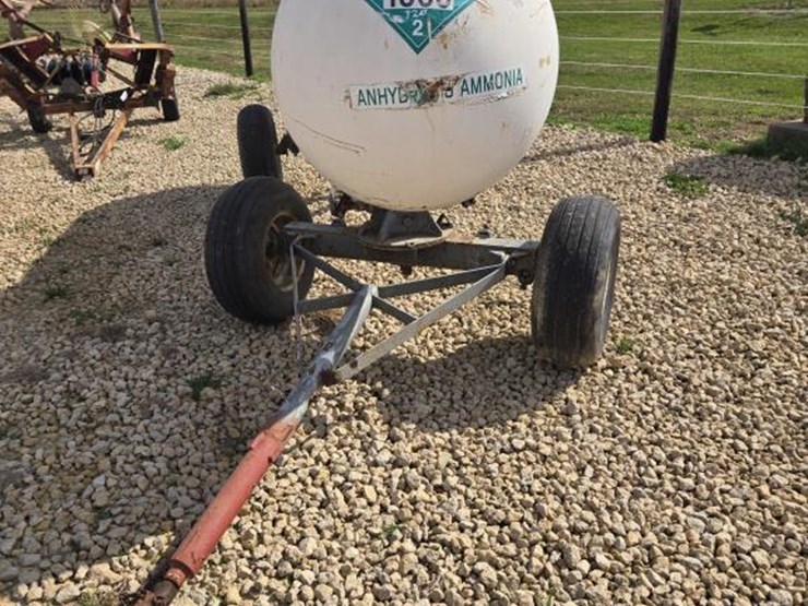 #5839-•-tank-on-running-gear-image-2