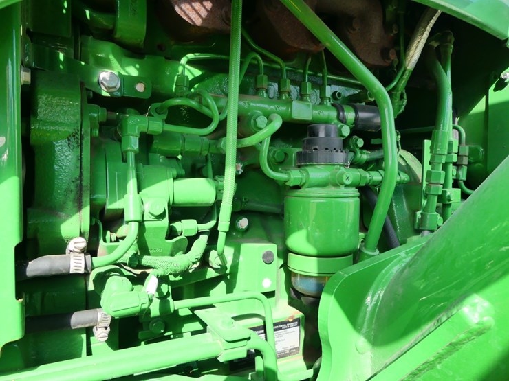 2021-john-deere-5075e-image-12
