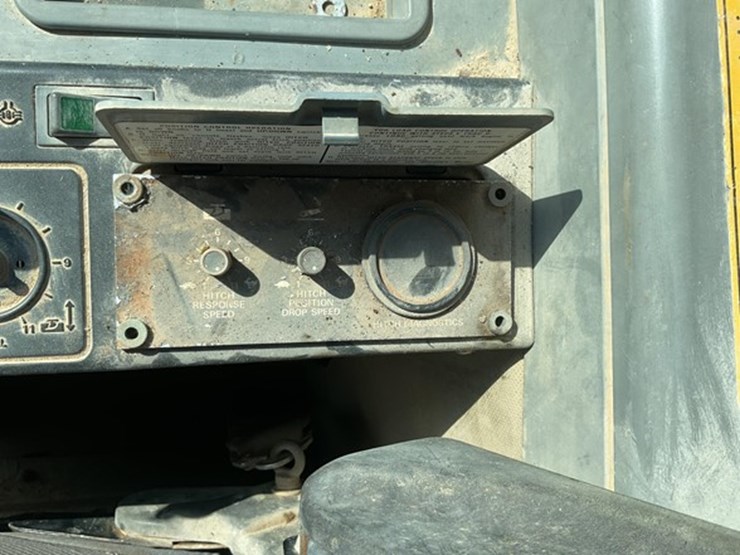 1989-case-ih-7140-image-22