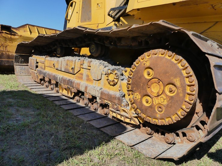 2013-caterpillar-d6k-lgp-image-6