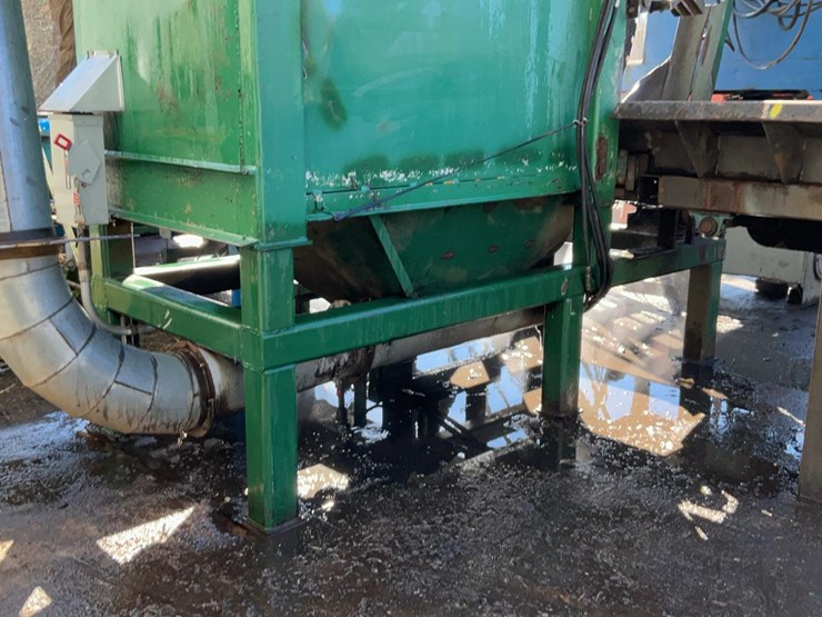 #128-•-merchandising-saw-image-16