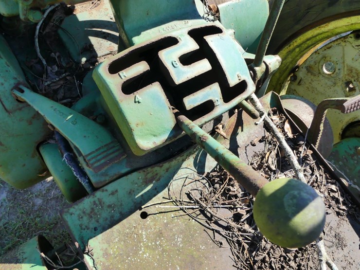 john-deere-60-image-8