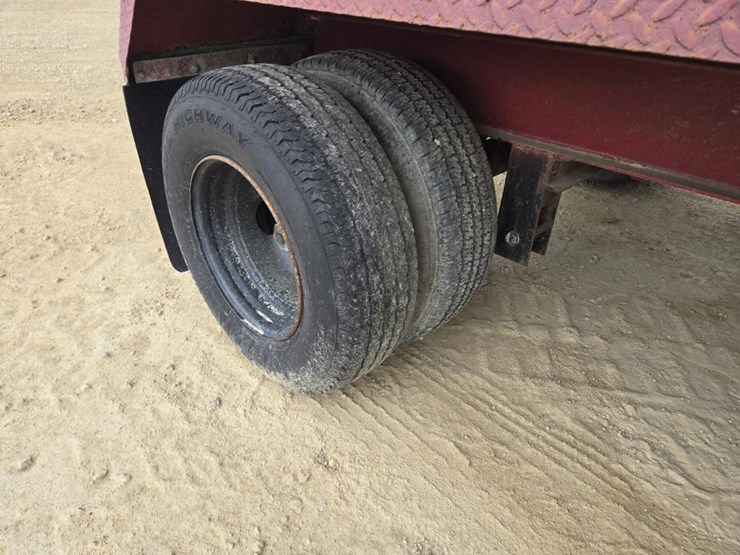 #5914-•-double-b-gravity-wagon-w/-shurr-lok-roll-tarp-image-5