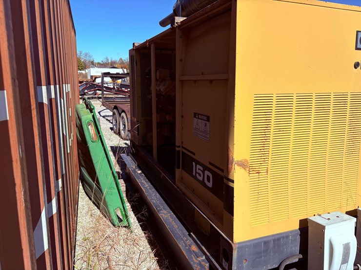 caterpillar-150-kw-image-3