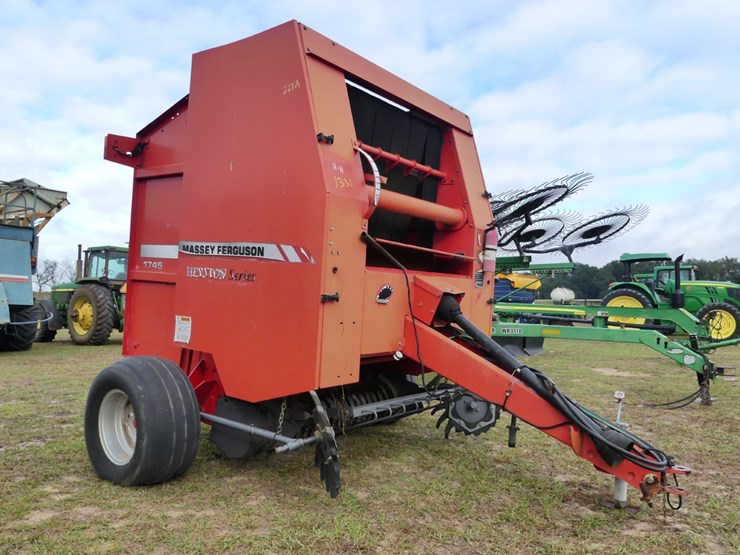 massey-ferguson-1745-image-1