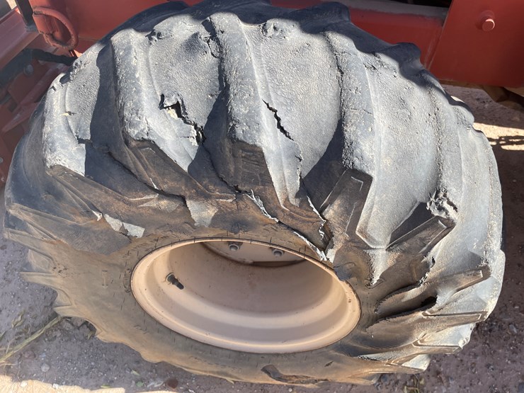 ditch-witch-7610-image-23