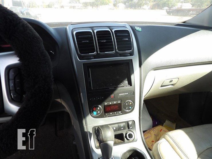 2008-gmc-acadia-image-10