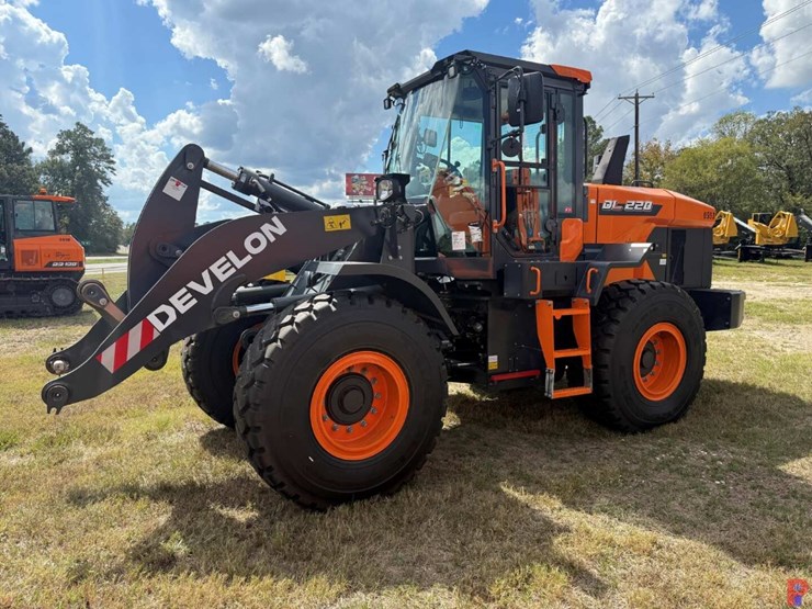 2024-develon-dl220-7-image-5