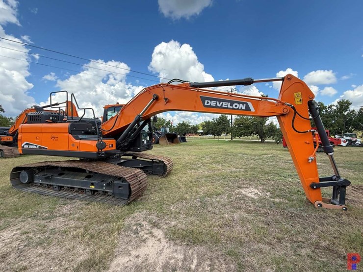 2024-develon-dx200lc-7-image-6