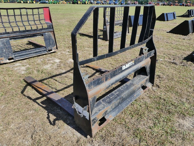 john-deere-quick-attach-forks-image-2