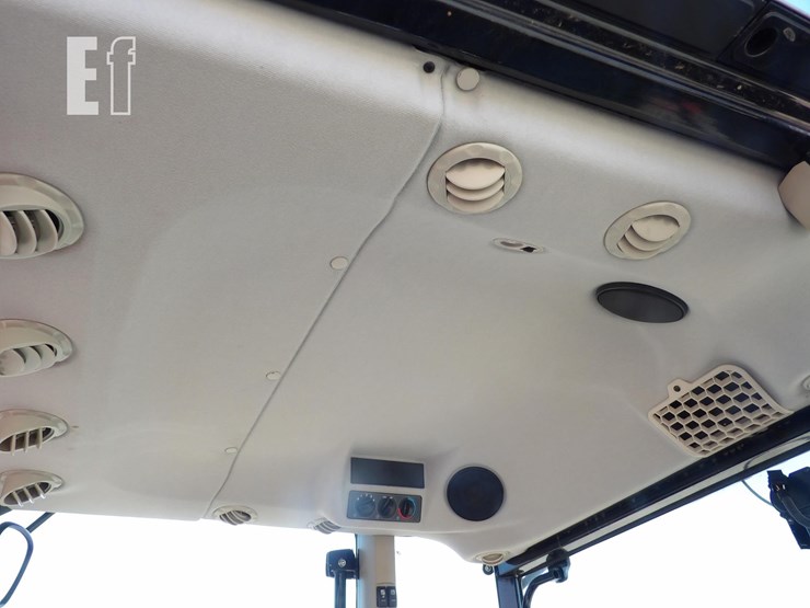 2024-massey-ferguson-4710-image-25