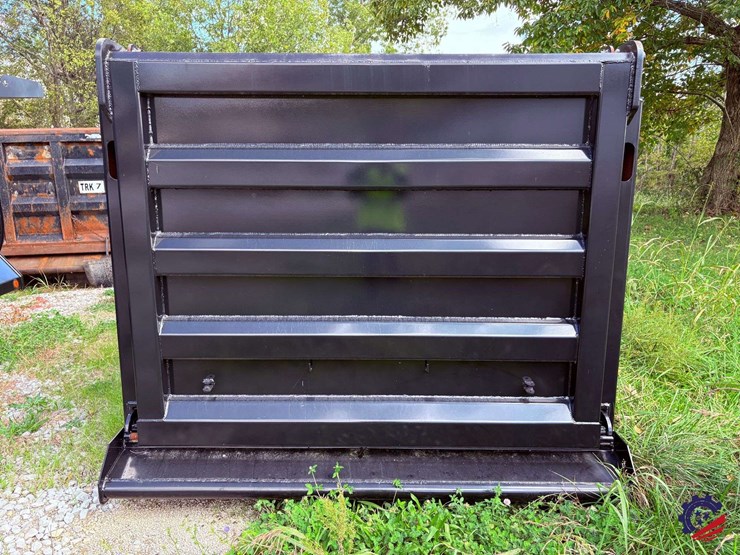 new-16'-ox-body-dump-body-with-high-lift-gate-image-4