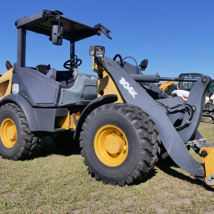 2014 DEERE 304K