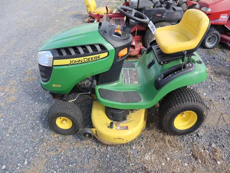 john-deere-d110-image-5
