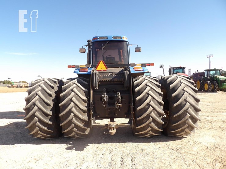 new-holland-t9040-image-18