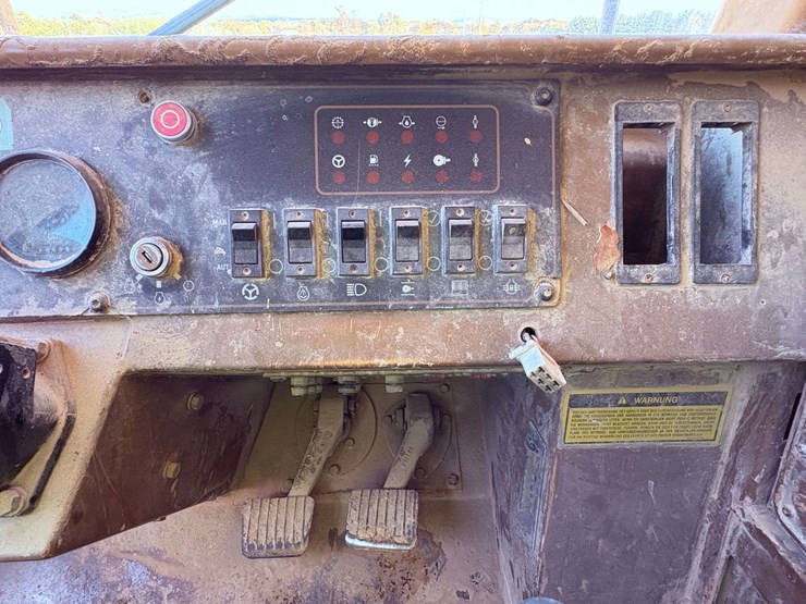 1993-caterpillar-773b-image-45